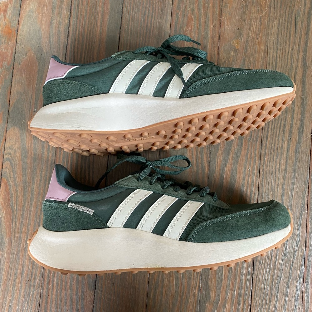 Adidas Run 70s